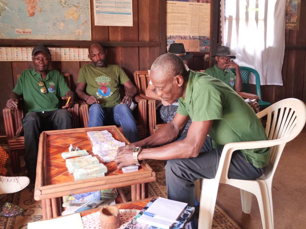 Comptage d'argent A2E:Ebyeng:06 02 2025