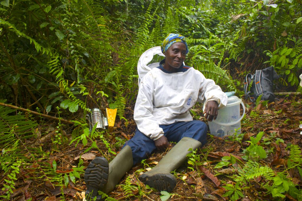 Emilie Mighombé:apicultrice Opango motsi:St martin:22 05 2024 - copie